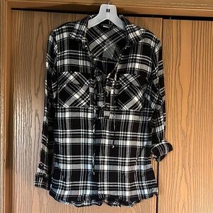 Black and White Plaid Button-Up Shirt